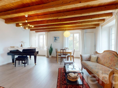 Maison villageoise rénovée avec jardin et fort potentiel image 2