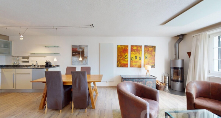 2.5-Zimmer-Wohnung mit Cheminée und Bergblick in Lenzerheide image 4