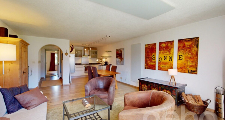 2.5-Zimmer-Wohnung mit Cheminée und Bergblick in Lenzerheide image 5