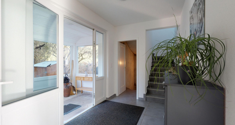 En exclusivité: maison de caractère composée de deux logements image 11