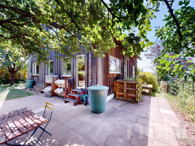 Lichtdurchflutetes Raumwunder mit nachhaltiger Bauweise image 11