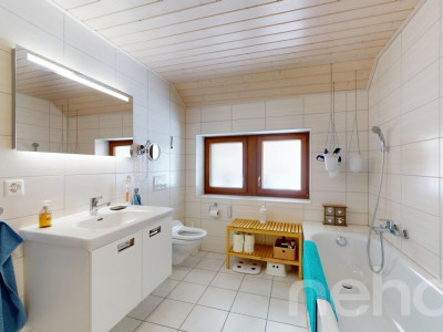 Bâtisse de caractère entièrement rénovée en 2011 avec grand jardin ! image 9