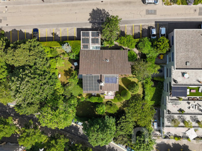 Maison familiale de deux appartements avec grand jardin arboré image 3