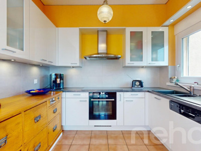 Maison familiale de deux appartements avec grand jardin arboré image 7