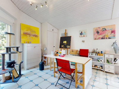 Maison familiale de deux appartements avec grand jardin arboré image 9