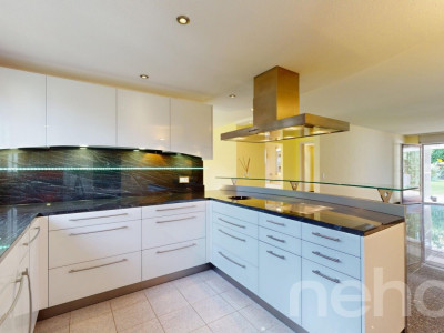 Einzigartige Gartenwohnung mit Aussenpool image 5