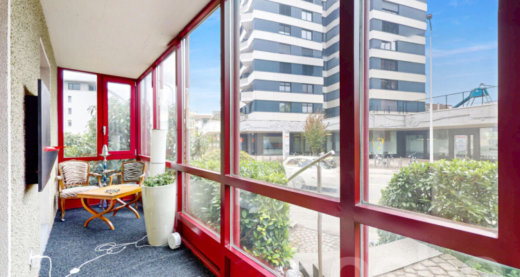 Wohngenuss mit Stil - 4.5-Zimmerwohnung mit Kamin, Terrasse & Loggia image 7