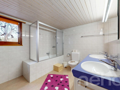 Charmantes Einfamilienhaus mit grossem Umschwung image 8