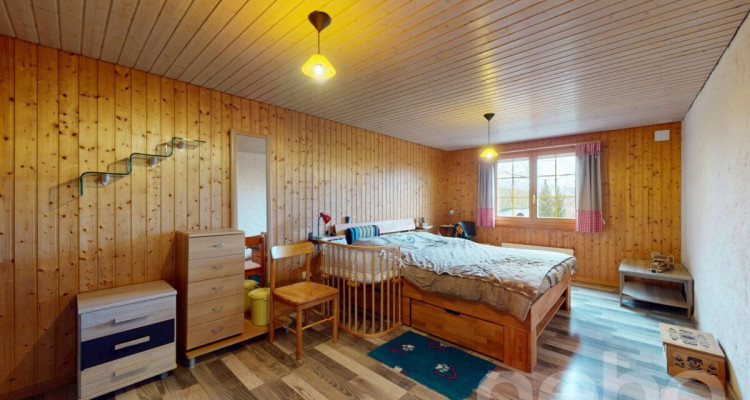 Charmantes Einfamilienhaus mit grossem Umschwung image 5