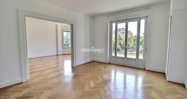 Magnifique Appartement à deux pas du lac image 2