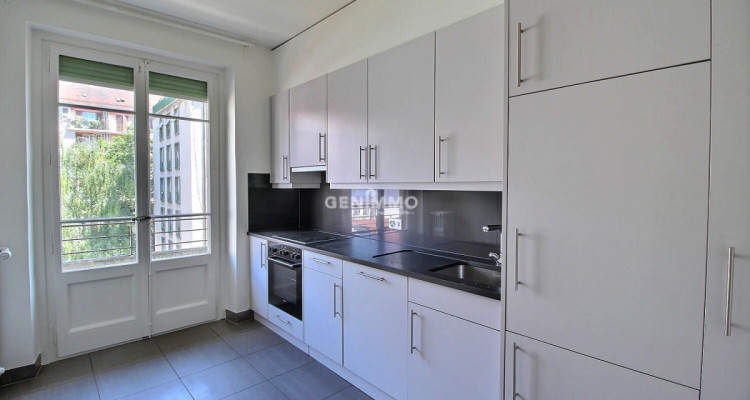 Magnifique Appartement à deux pas du lac image 3