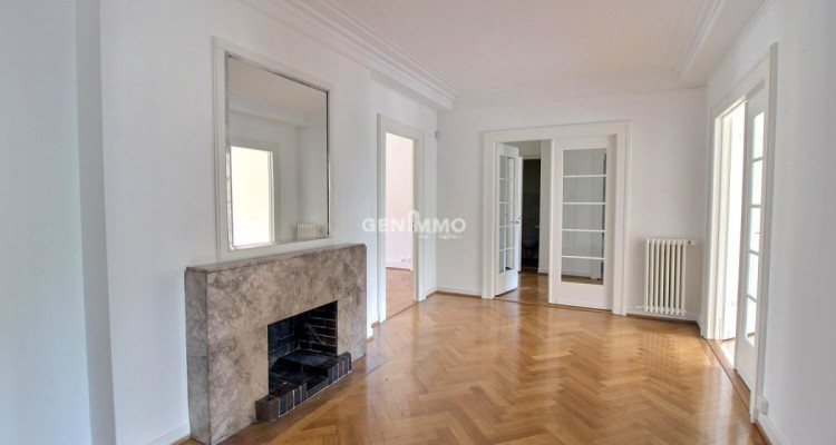Magnifique Appartement à deux pas du lac image 4