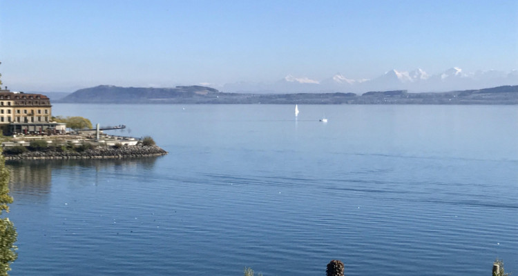 Opportunité : Attique avec vue panoramique sur le lac à Neuchâtel ! image 1