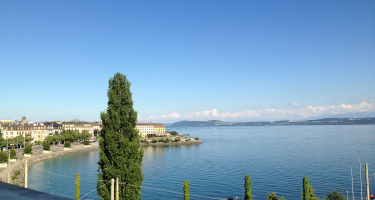 Opportunité : Attique avec vue panoramique sur le lac à Neuchâtel ! image 4