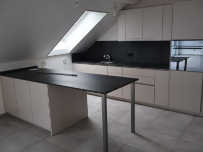 Attique - Appartement (5.5 pces) au calme et au coeur du village - Courrendlin image 1