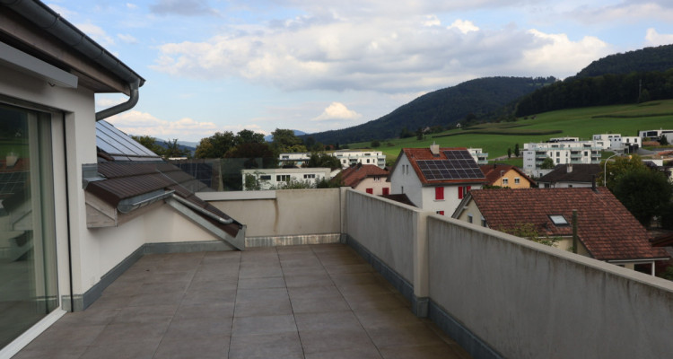 Attique - Appartement (5.5 pces) au calme et au coeur du village - Courrendlin image 3