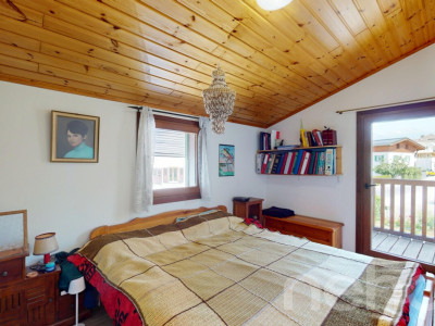 Exclusif: Chalet rénové au centre du village avec 3.5 pièces et studio image 7