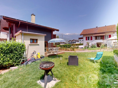 Exclusif: Chalet rénové au centre du village avec 3.5 pièces et studio image 11