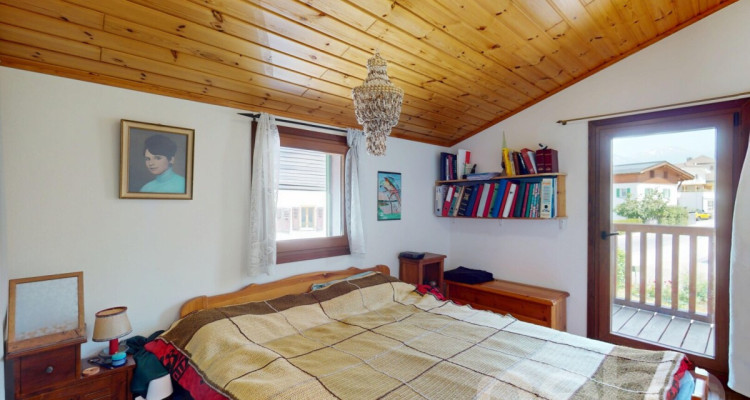 Exclusif: Chalet rénové au centre du village avec 3.5 pièces et studio image 7