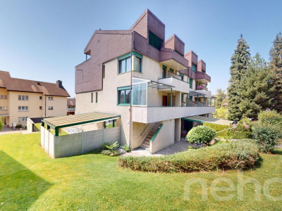 Moderne und renovierte Maisonette-Wohnung mit Gartensitzplatz image 2