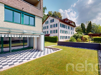 Moderne und renovierte Maisonette-Wohnung mit Gartensitzplatz image 3