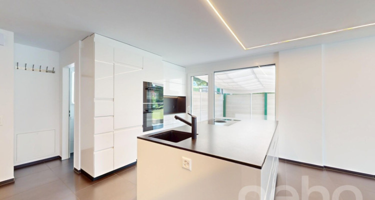 Moderne und renovierte Maisonette-Wohnung mit Gartensitzplatz image 5