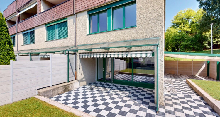 Moderne und renovierte Maisonette-Wohnung mit Gartensitzplatz image 10