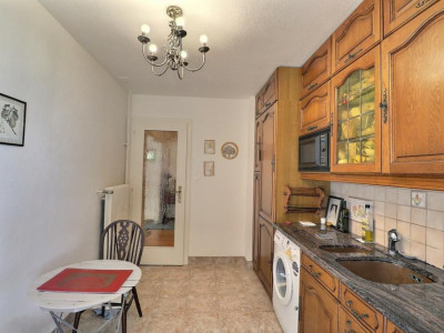 UNIQUE - GRANDE TERRASSE + CALME + VUE image 9