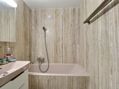 UNIQUE - GRANDE TERRASSE + CALME + VUE image 13