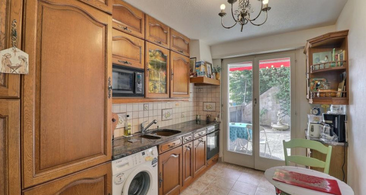 UNIQUE - GRANDE TERRASSE + CALME + VUE image 8