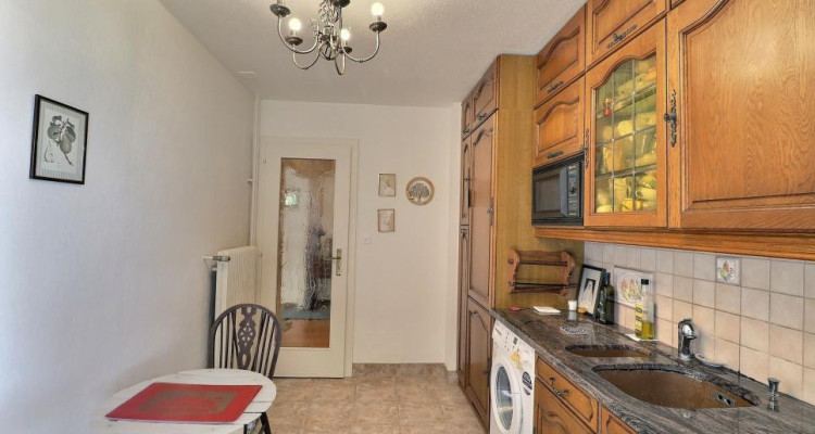 UNIQUE - GRANDE TERRASSE + CALME + VUE image 9