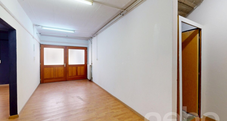 Exclusif : local commercial de 50 m2 au centre de Bex image 9
