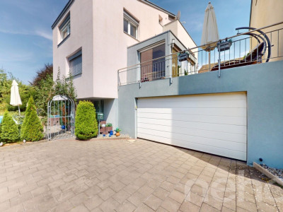 Helles Familienhaus mit Gartenparadies image 3