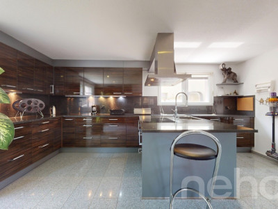 Helles Familienhaus mit Gartenparadies image 4