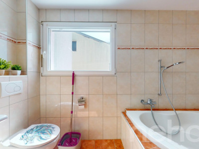 Helles Familienhaus mit Gartenparadies image 12