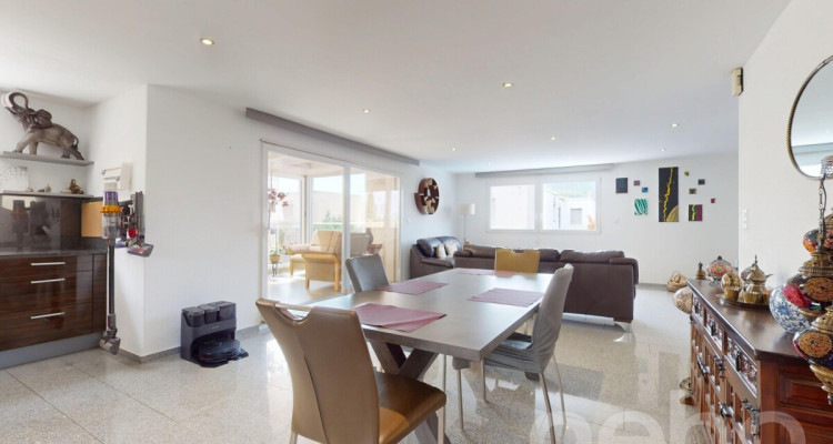 Helles Familienhaus mit Gartenparadies image 5