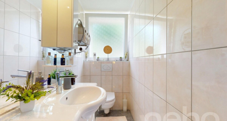 Helles Familienhaus mit Gartenparadies image 11