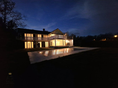 Villa Azur, magnifique piscine et jardin, pompe à chaleur, Bellevue image 13