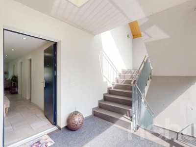 Wohnen & Investieren am Zürichsee ? Modernes MFH mit 4 Einheiten image 1