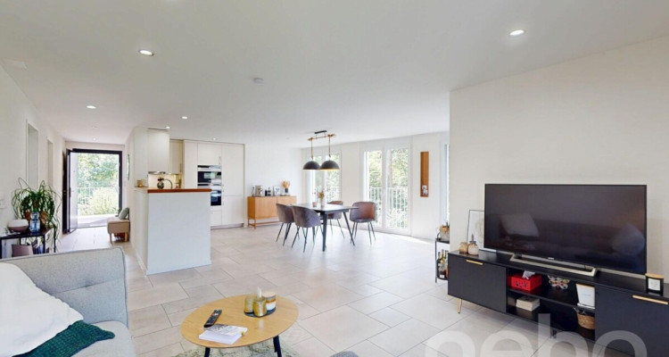 Wohnen & Investieren am Zürichsee ? Modernes MFH mit 4 Einheiten image 2