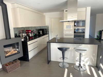 Bel appartement duplex de 6.5 pièces, dans un ancien rural transformé image 9