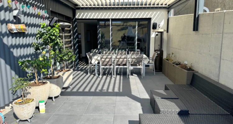 Bel appartement duplex de 6.5 pièces, dans un ancien rural transformé image 1