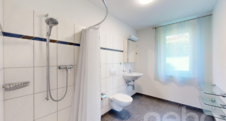 Lichtdurchflutete Terrassenwohnung mit Weitblick & Komfort image 9