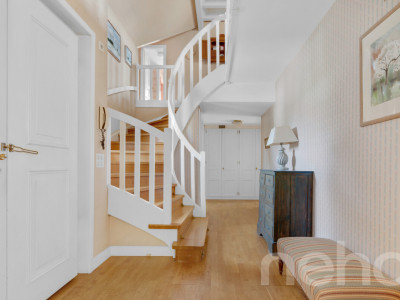 Villa d?exception à Tannay : espace, bien-être et élégance image 1