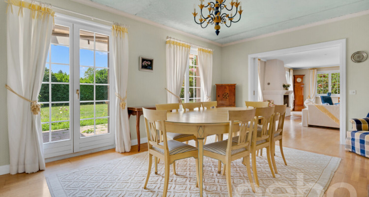 Villa d?exception à Tannay : espace, bien-être et élégance image 4