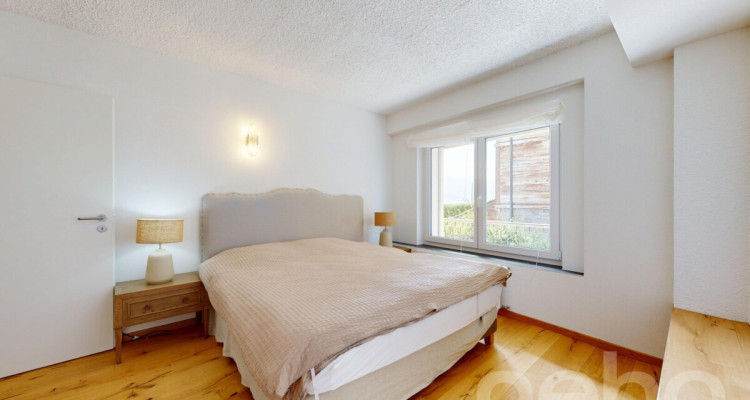 Magnifique 3.5 pièces entièrement rénové à Crans-Montana image 4