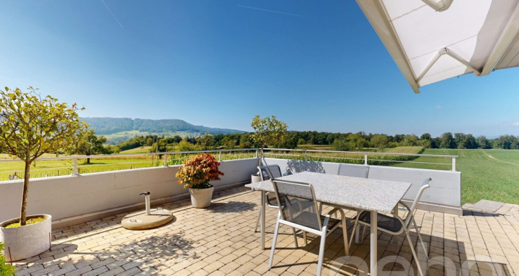 Wohntraum mit unverbaubarer Aussicht ins Grüne image 2