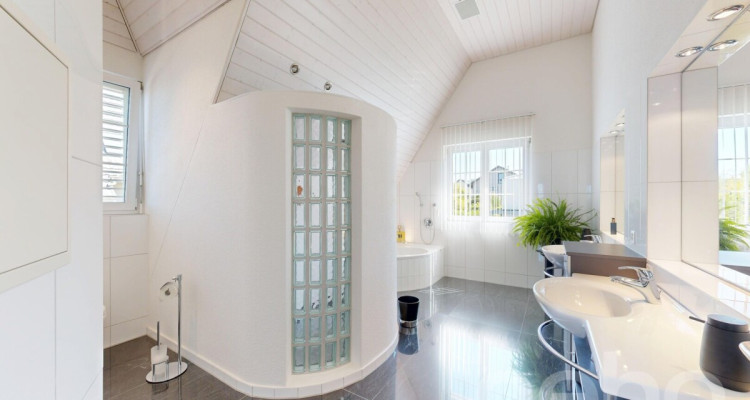 Wohntraum mit unverbaubarer Aussicht ins Grüne image 12