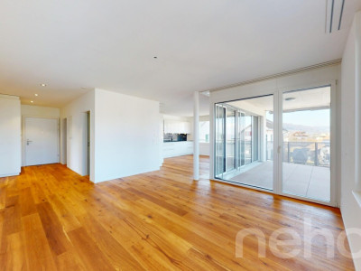 Frisch renovierte 4.5 ZI-WHG mit Seesicht und ansprechendem Grundriss image 5