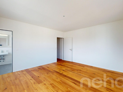 Frisch renovierte 4.5 ZI-WHG mit Seesicht und ansprechendem Grundriss image 7